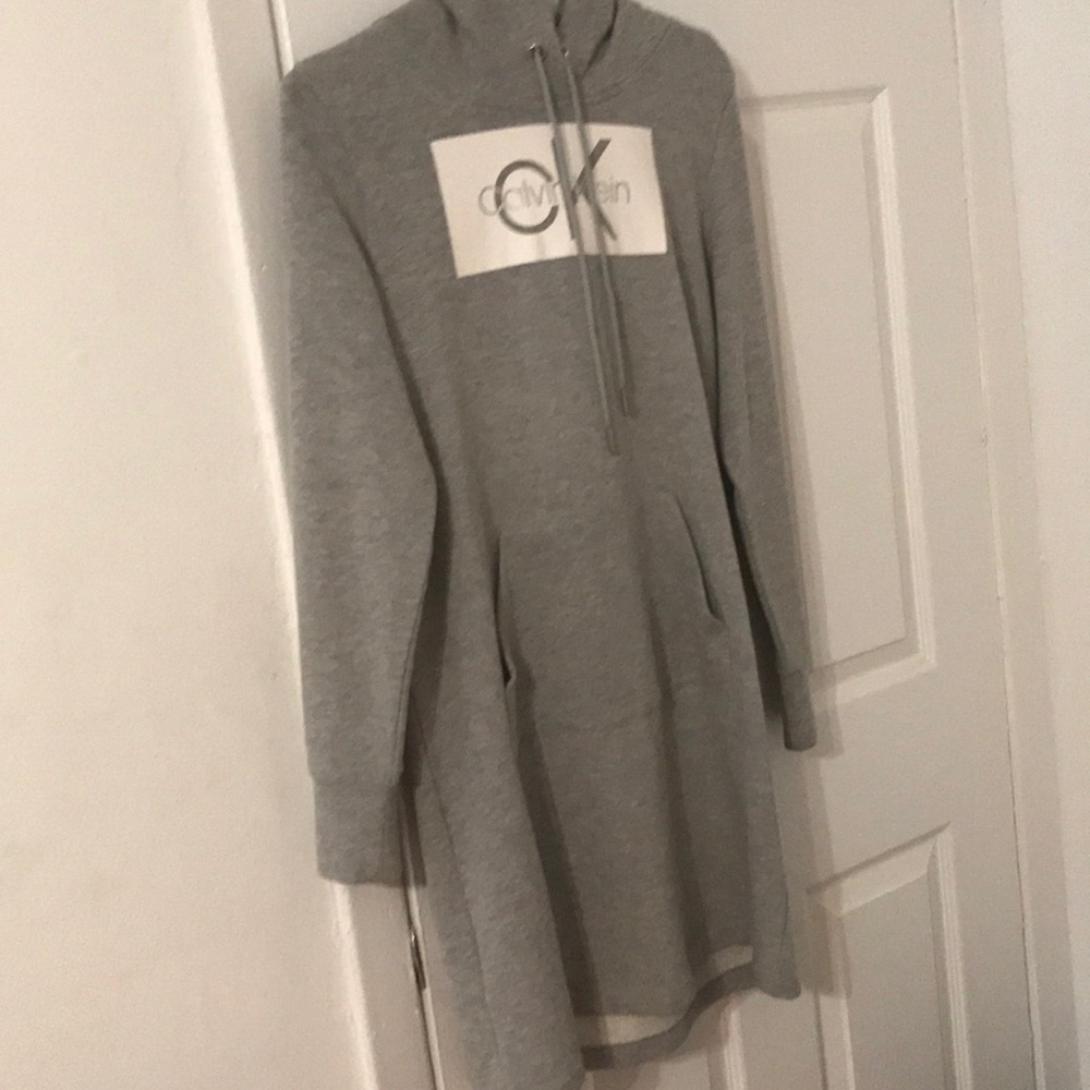 Women’s dress
